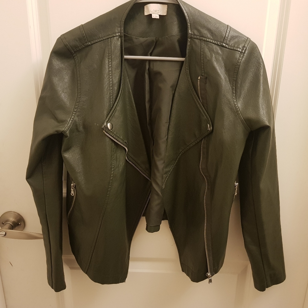 Green leather moto jacket(defect)